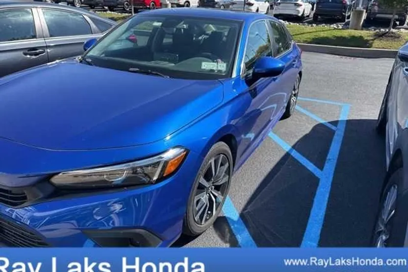 2023 Honda Civic EX photo 1