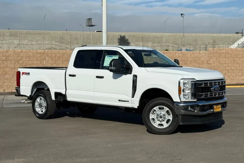 2026 Ford F-250 XLT photo 1