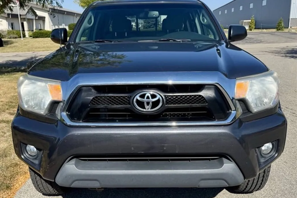 2012 Toyota Tacoma V6 4x4 Double Cab photo 1