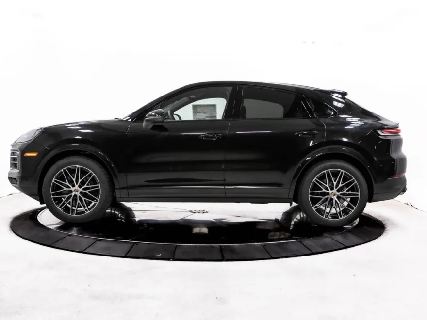 2026 Porsche Cayenne Coupe photo 1