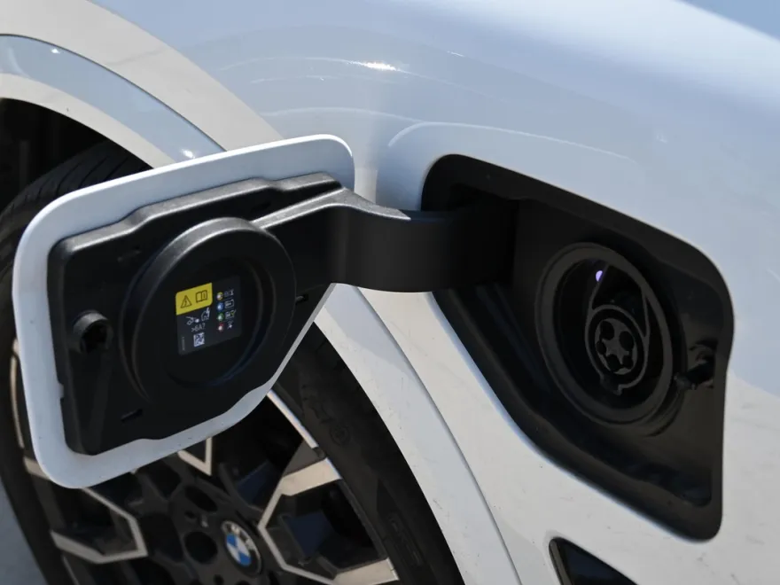 2025 Bmw X5 xDrive50e photo 1