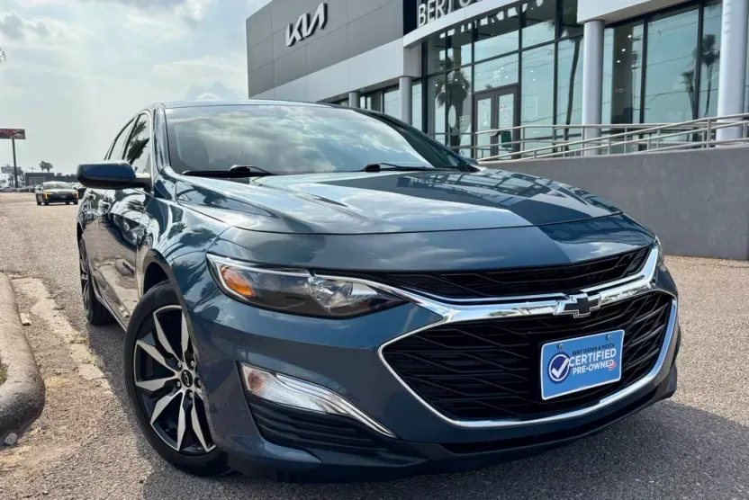 2024 Chevrolet Malibu RS photo 1