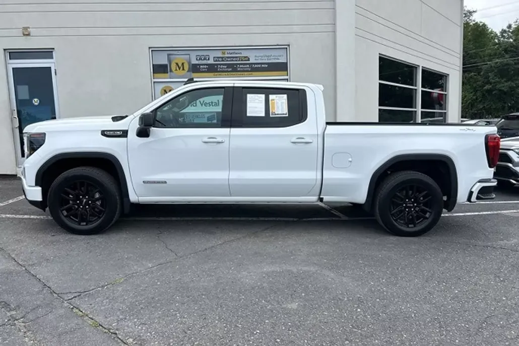 2022 Gmc Sierra 1500 Elevation photo 1