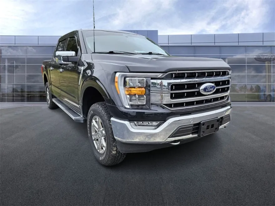 2023 Ford F-150 Lariat photo 1