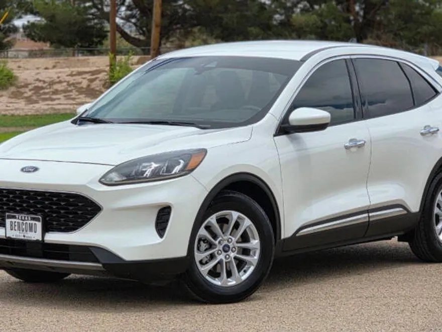 2020 Ford Escape SE photo 1