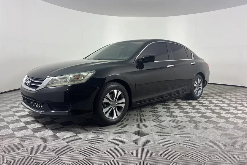 2015 Honda Accord LX photo 1