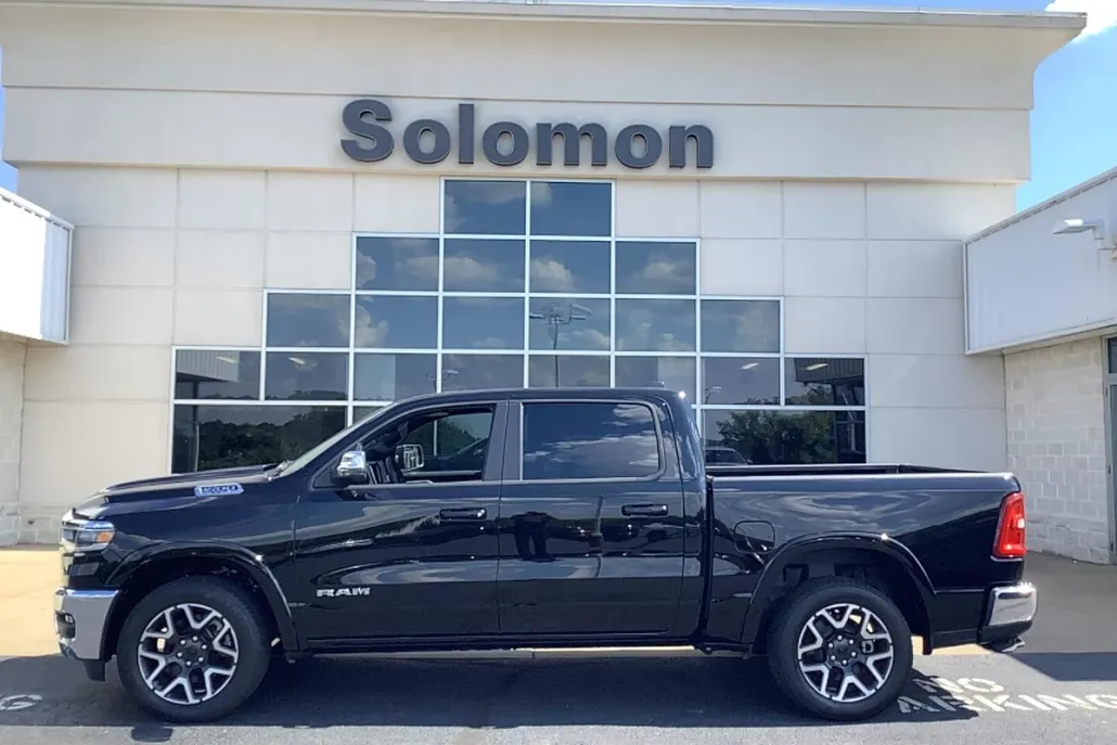2025 Ram 1500 Laramie photo 1