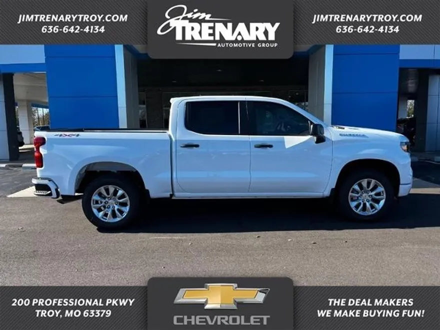 2025 Chevrolet Silverado 1500 Custom photo 1
