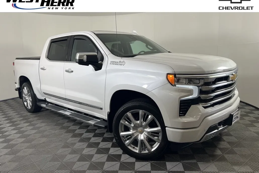 2023 Chevrolet Silverado 1500 High Country photo 1
