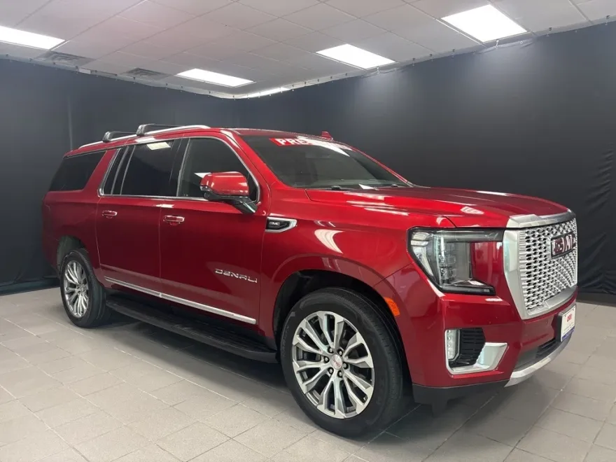 2021 Gmc Yukon XL Denali photo 1