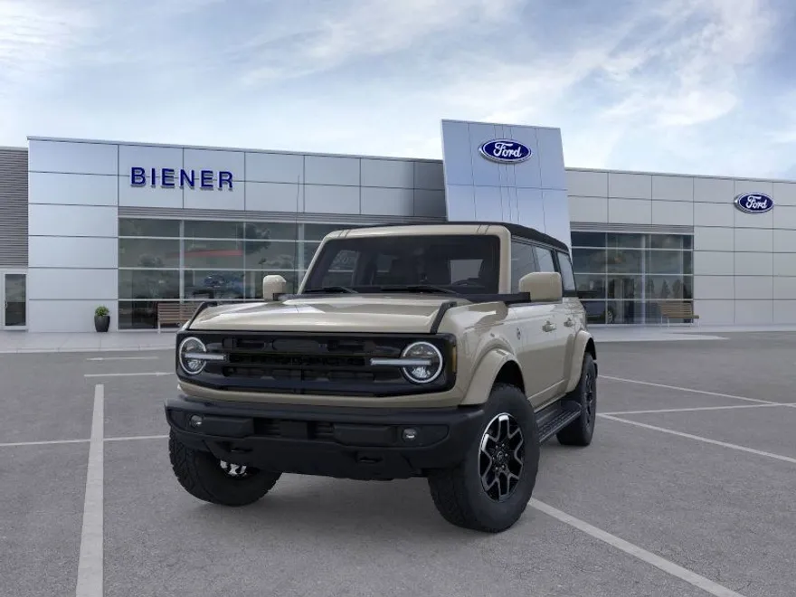 2025 Ford Bronco Outer Banks photo 1