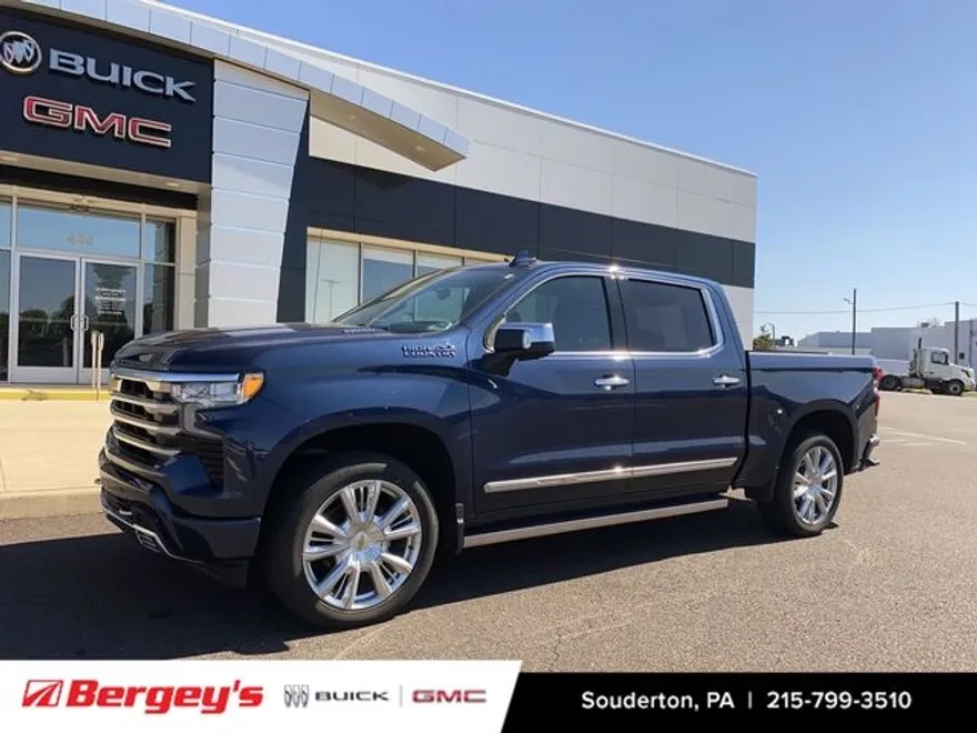 2023 Chevrolet Silverado 1500 High Country photo 1