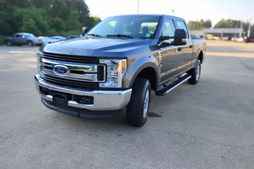2018 Ford F-250 photo 1