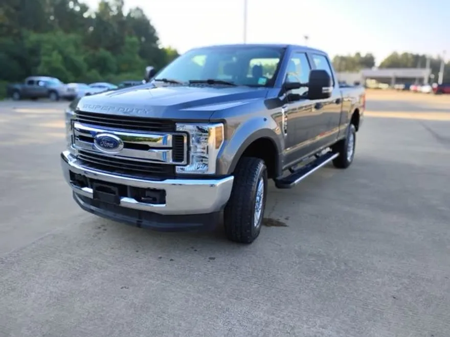 2018 Ford F-250 photo 1
