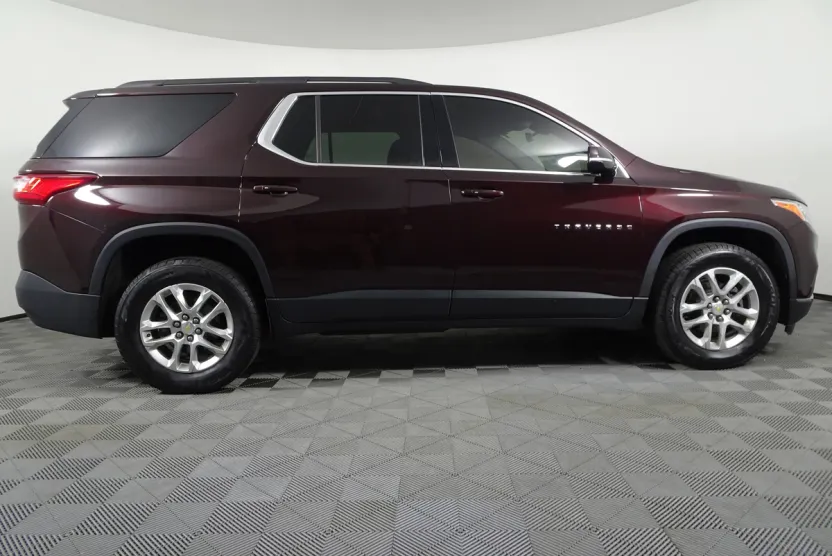 2020 Chevrolet Traverse photo 1