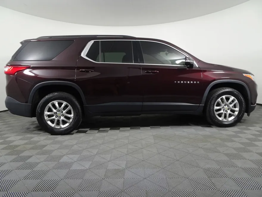 2020 Chevrolet Traverse photo 1