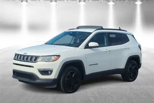2018 Jeep Compass Latitude photo 3