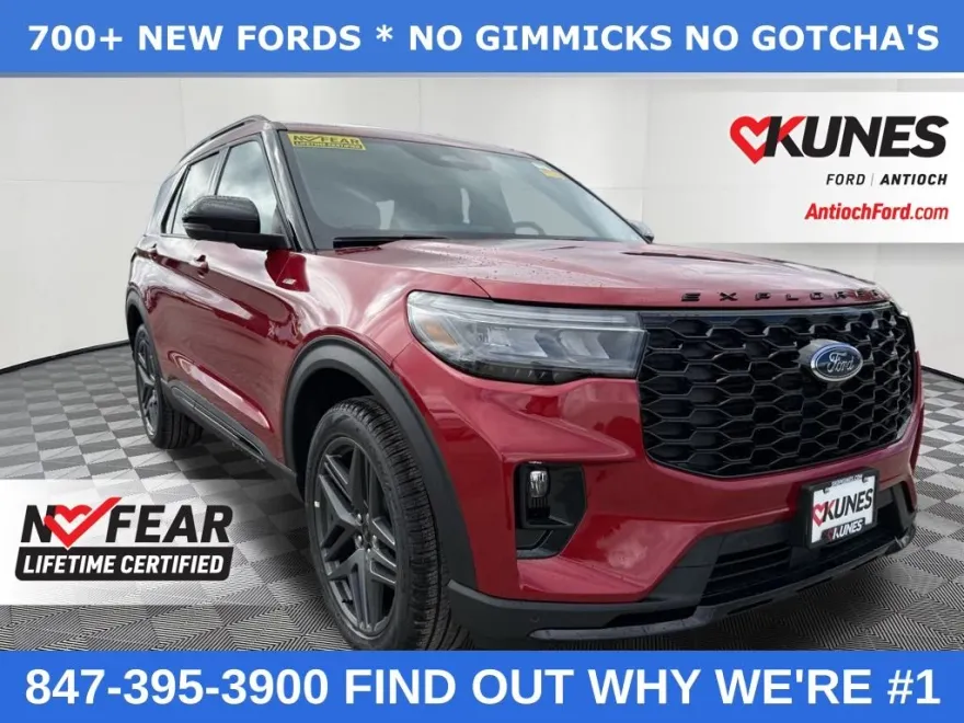 2025 Ford Explorer ST-Line photo 1
