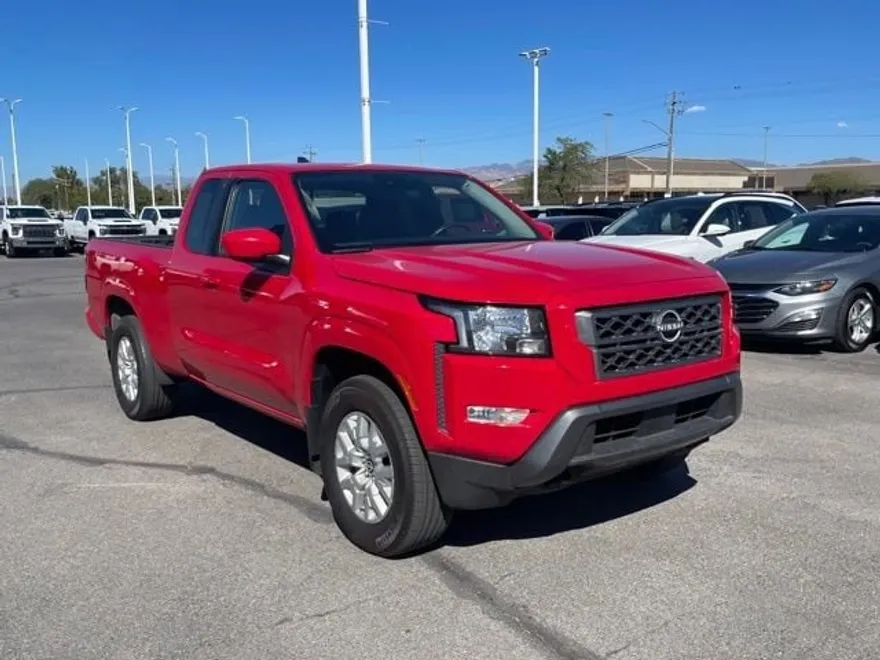 2022 Nissan Frontier SV photo 1
