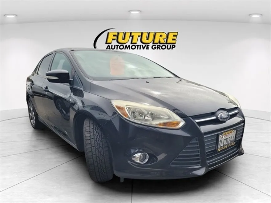 2014 Ford Focus SE photo 1