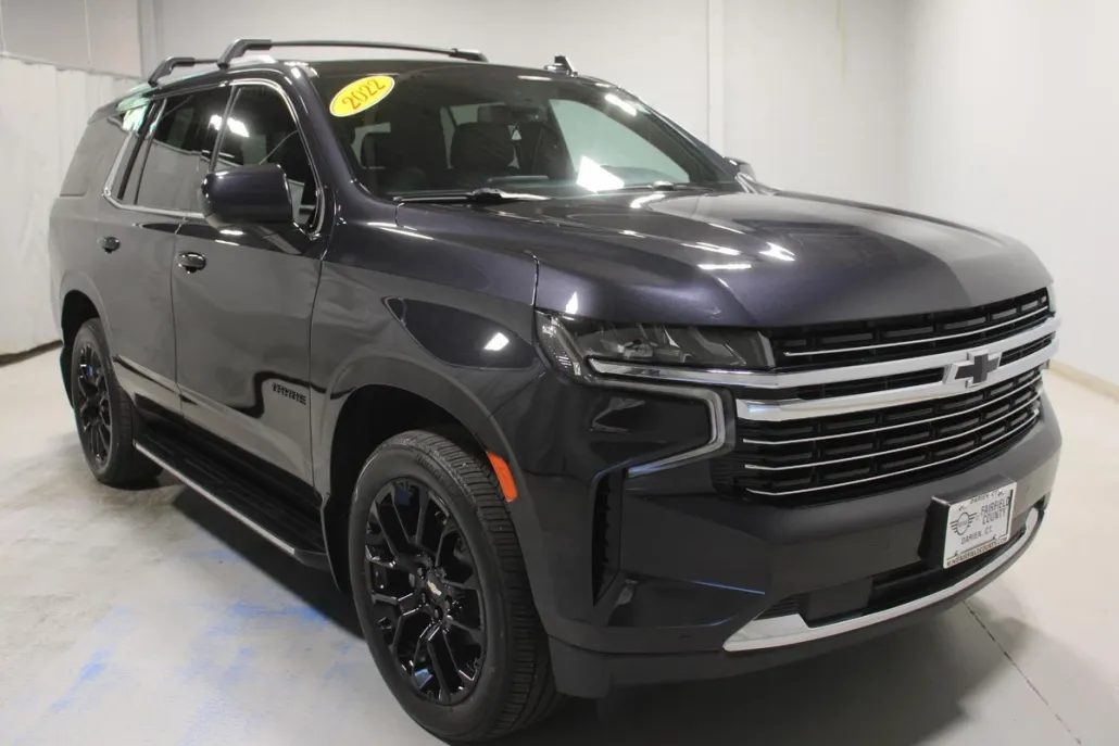 2022 Chevrolet Tahoe LT photo 1