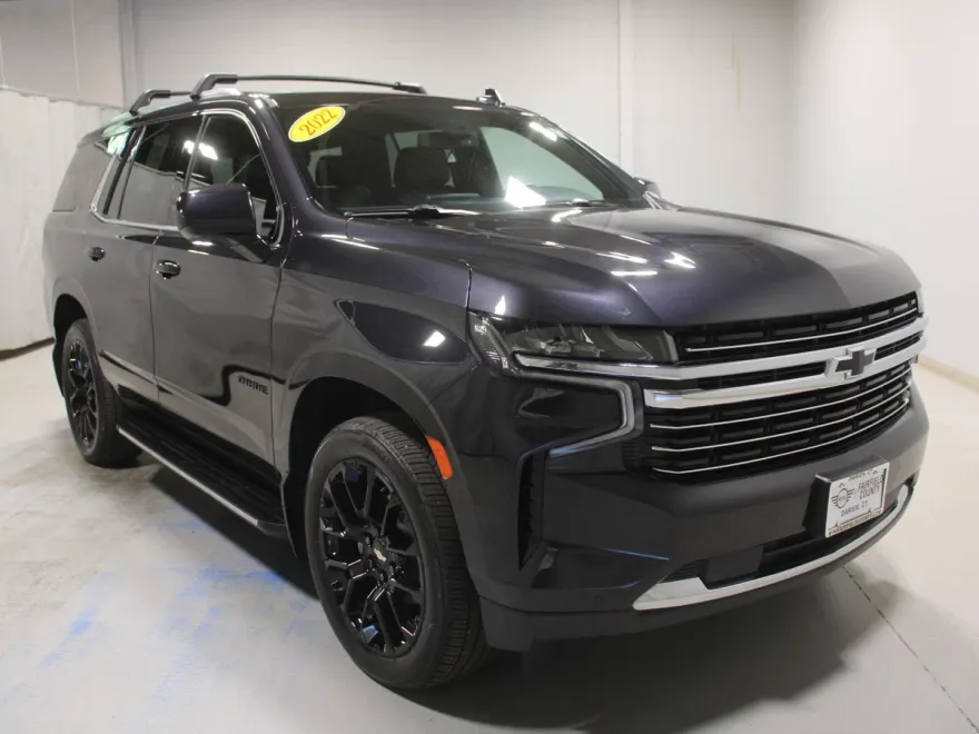 2022 Chevrolet Tahoe LT photo 1