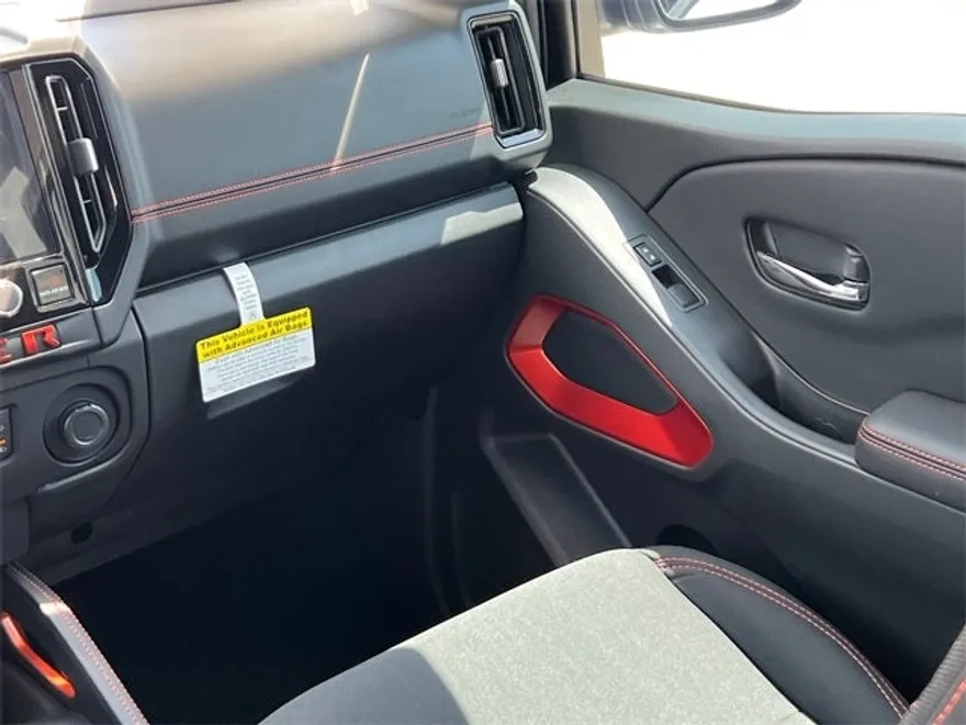 2025 Nissan Frontier PRO-X photo 13