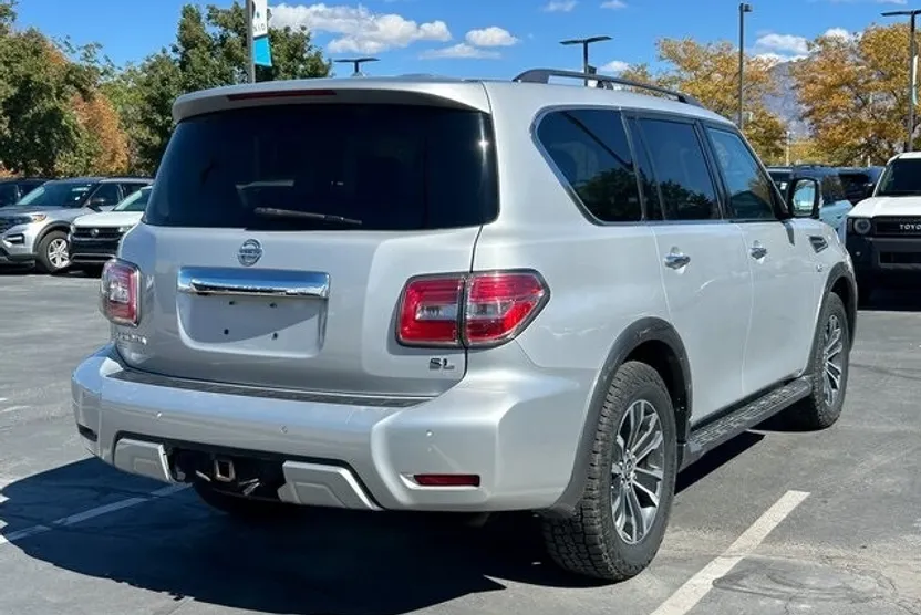 2018 Nissan Armada SL photo 1
