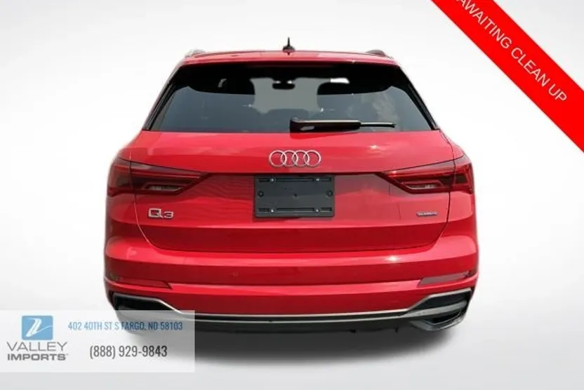 2023 Audi Q3 S line Premium Plus photo 1