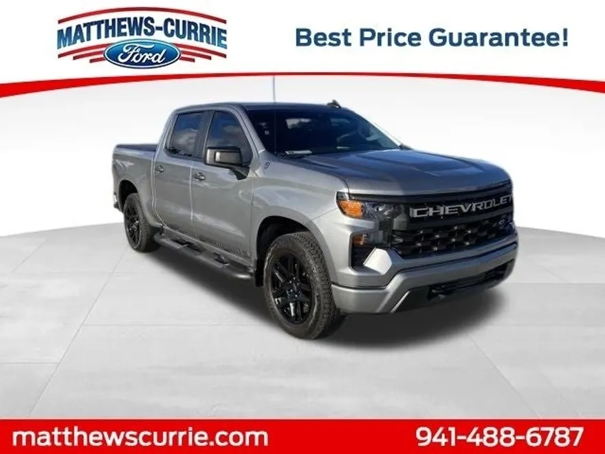 2024 Chevrolet Silverado 1500 Custom photo 1