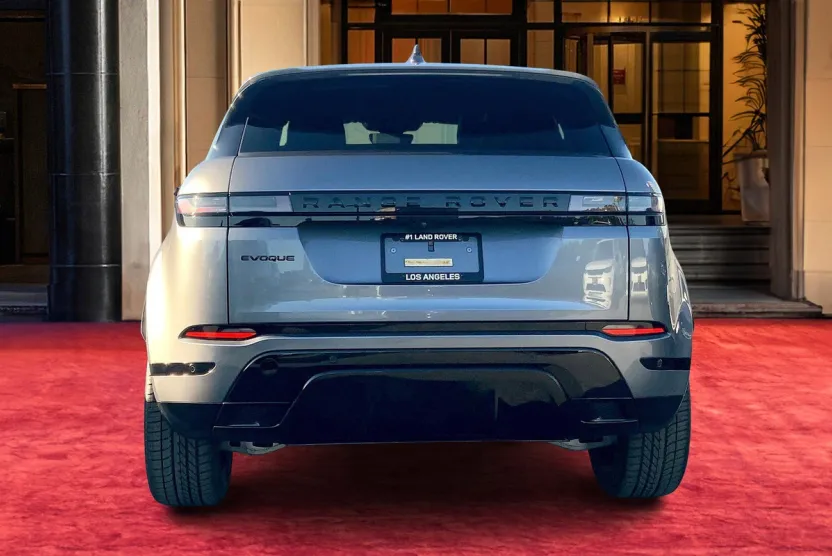 2024 Land Rover Range Rover Evoque Dynamic SE photo 1