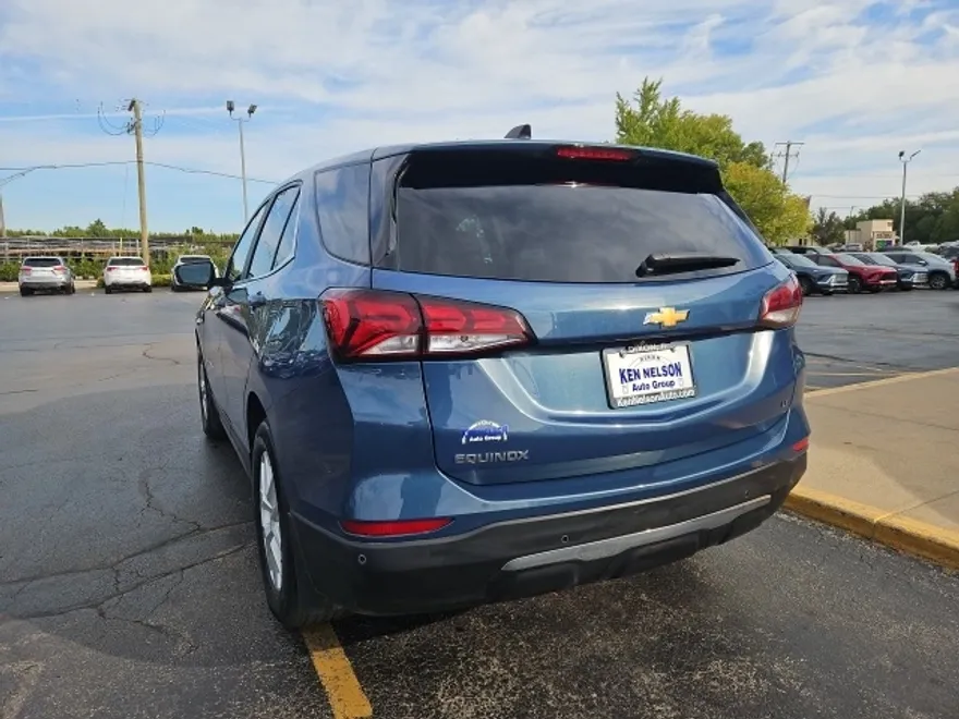 2024 Chevrolet Equinox LT photo 1