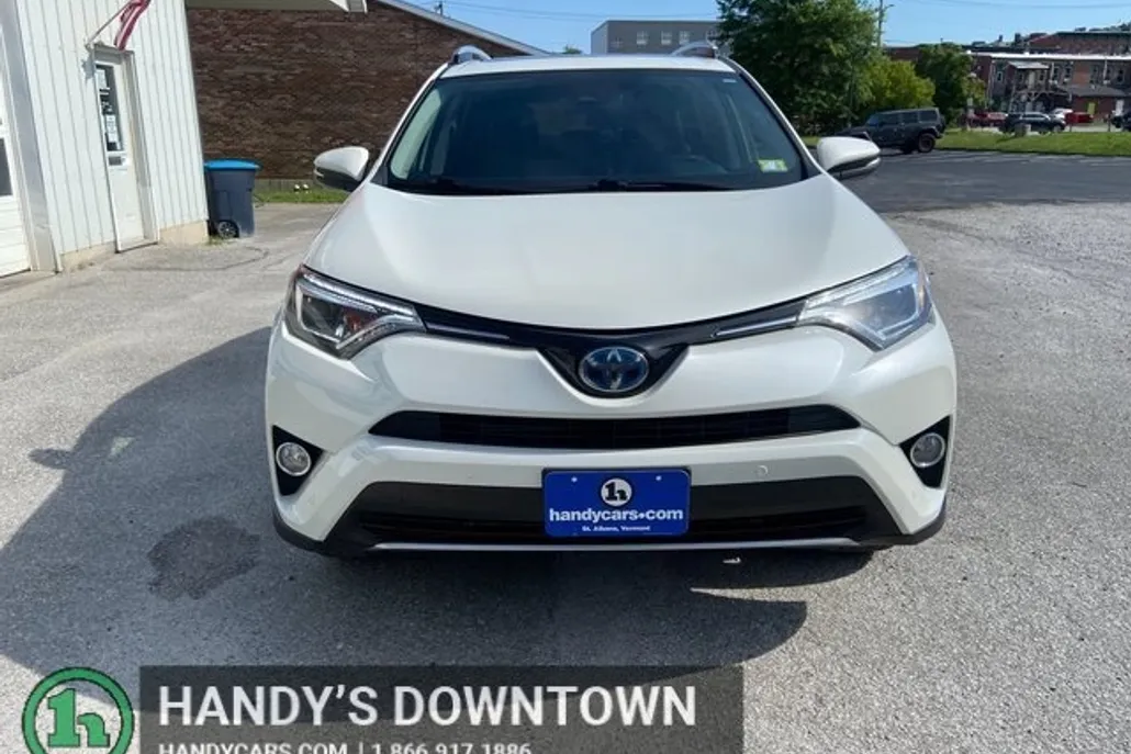 2016 Toyota RAV4 Hybrid Limited photo 1