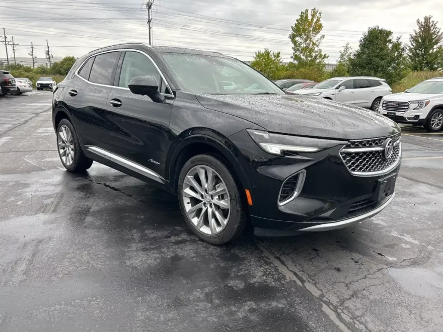 2022 Buick Envision Avenir photo 1