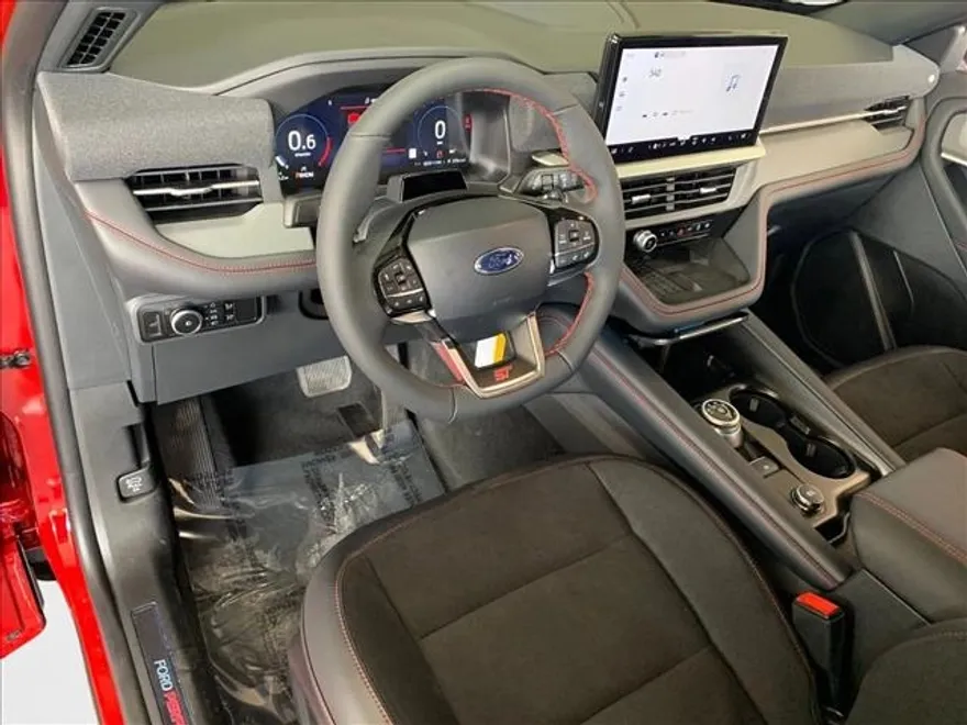 2025 Ford Explorer ST photo 1