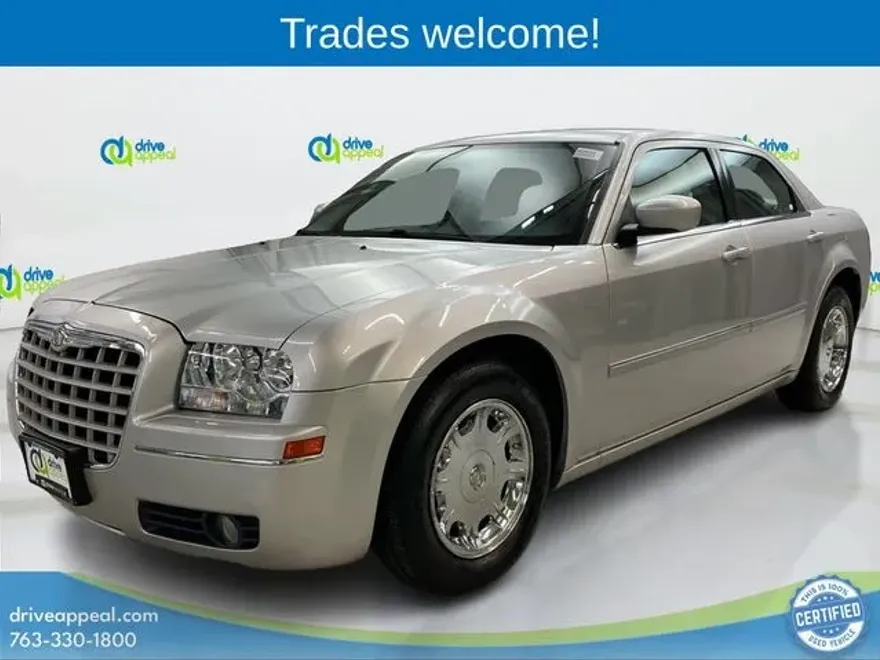 2006 Chrysler 300 Touring photo 1