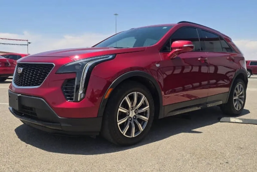 2019 Cadillac XT4 Sport photo 1
