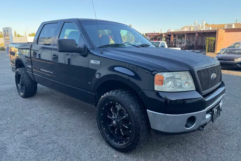 2006 Ford F-150 XLT photo 1