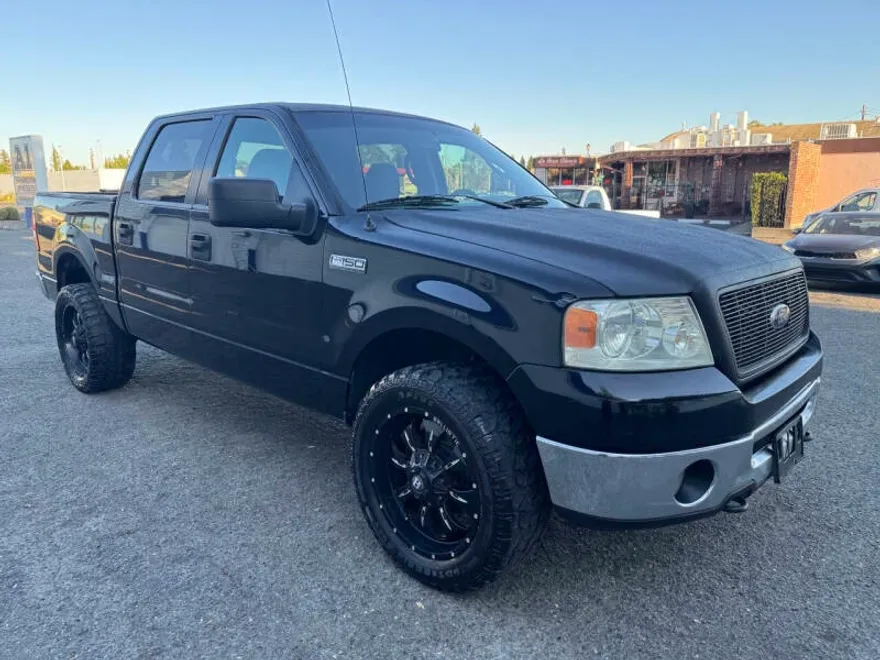 2006 Ford F-150 XLT photo 1