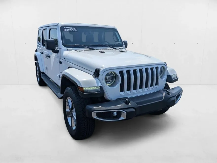 2019 Jeep Wrangler Unlimited Sahara photo 1