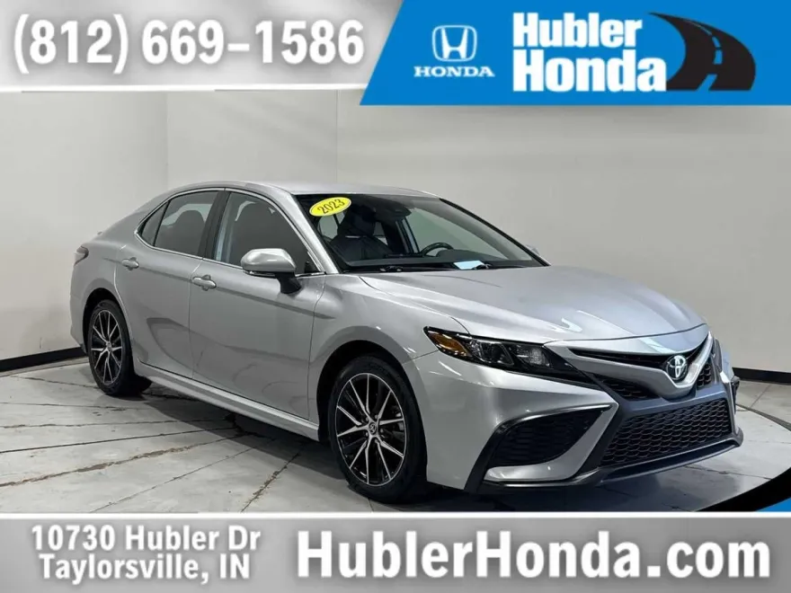 2023 Toyota Camry SE photo 1
