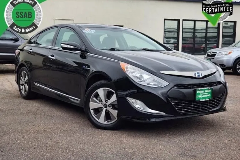 2011 Hyundai Sonata Hybrid photo 1