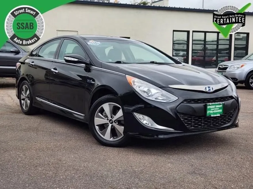 2011 Hyundai Sonata Hybrid photo 1