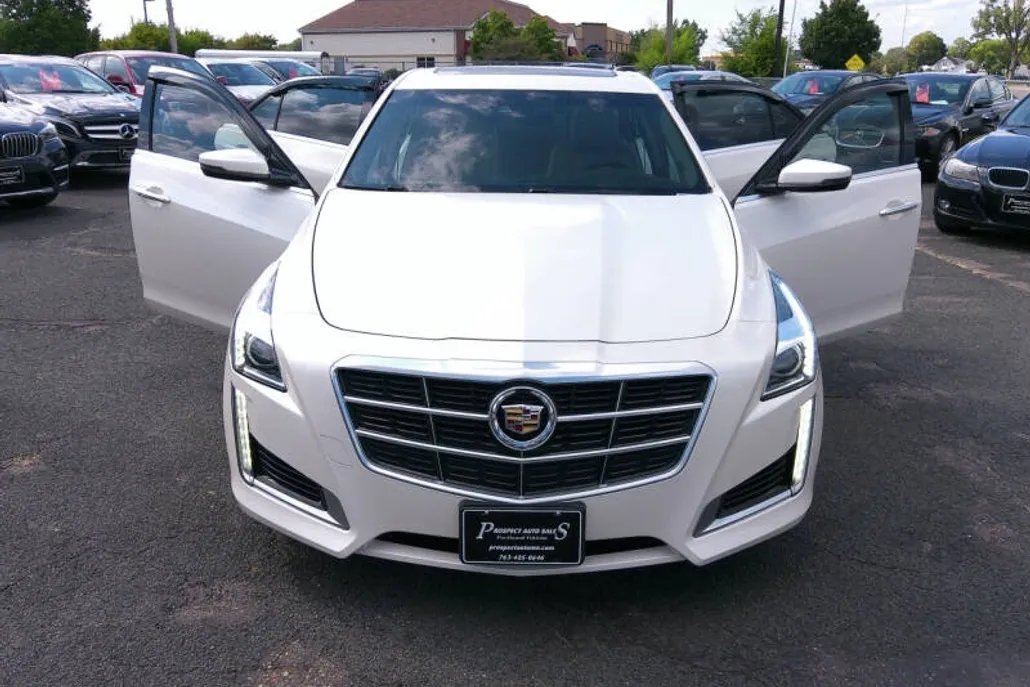 2014 Cadillac CTS Luxury photo 1