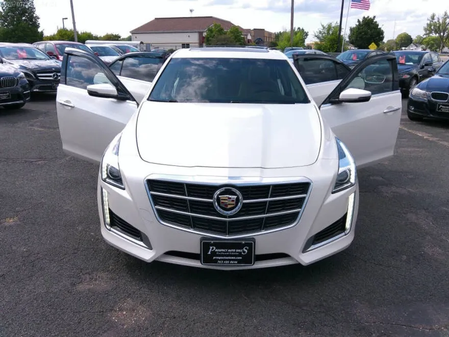 2014 Cadillac CTS Luxury photo 1
