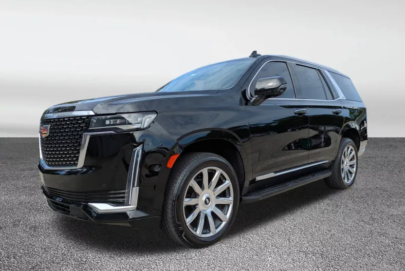 2022 Cadillac Escalade Luxury photo 1