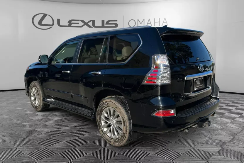 2018 Lexus GX 460 Luxury photo 1