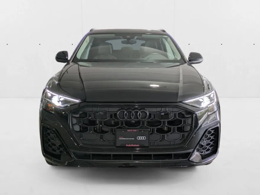 2024 Audi Q8 55 Premium Plus photo 1