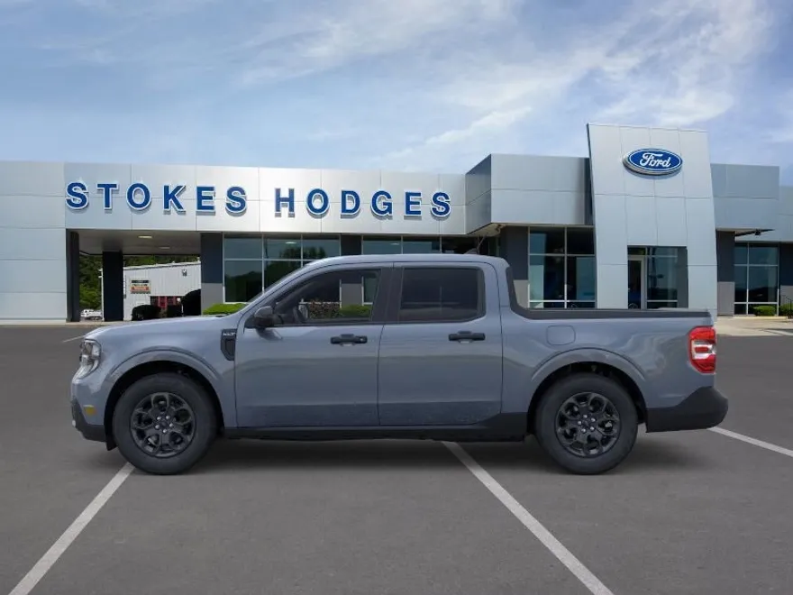 2025 Ford Maverick XLT photo 1