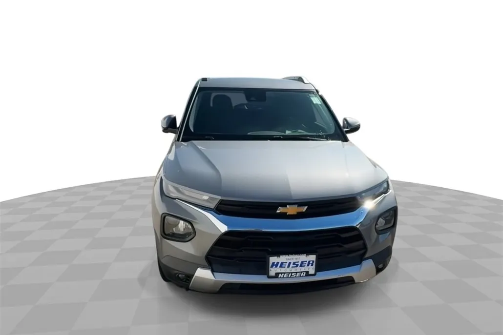2023 Chevrolet Trailblazer LT photo 1